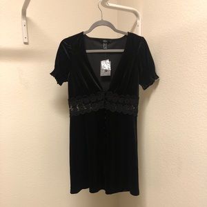NWT Black velvet dress with lace detail